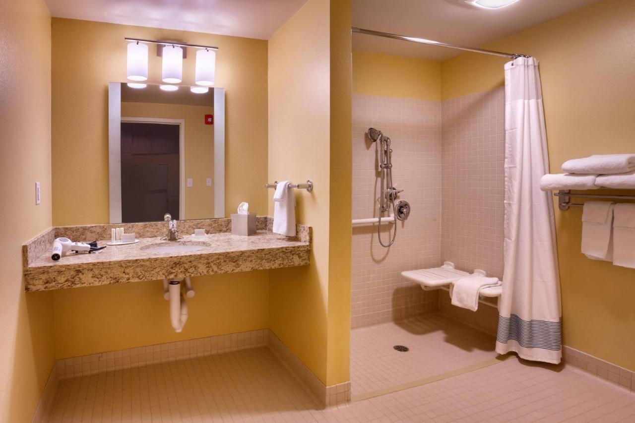 Towneplace Suites By Marriott Dickinson Dış mekan fotoğraf
