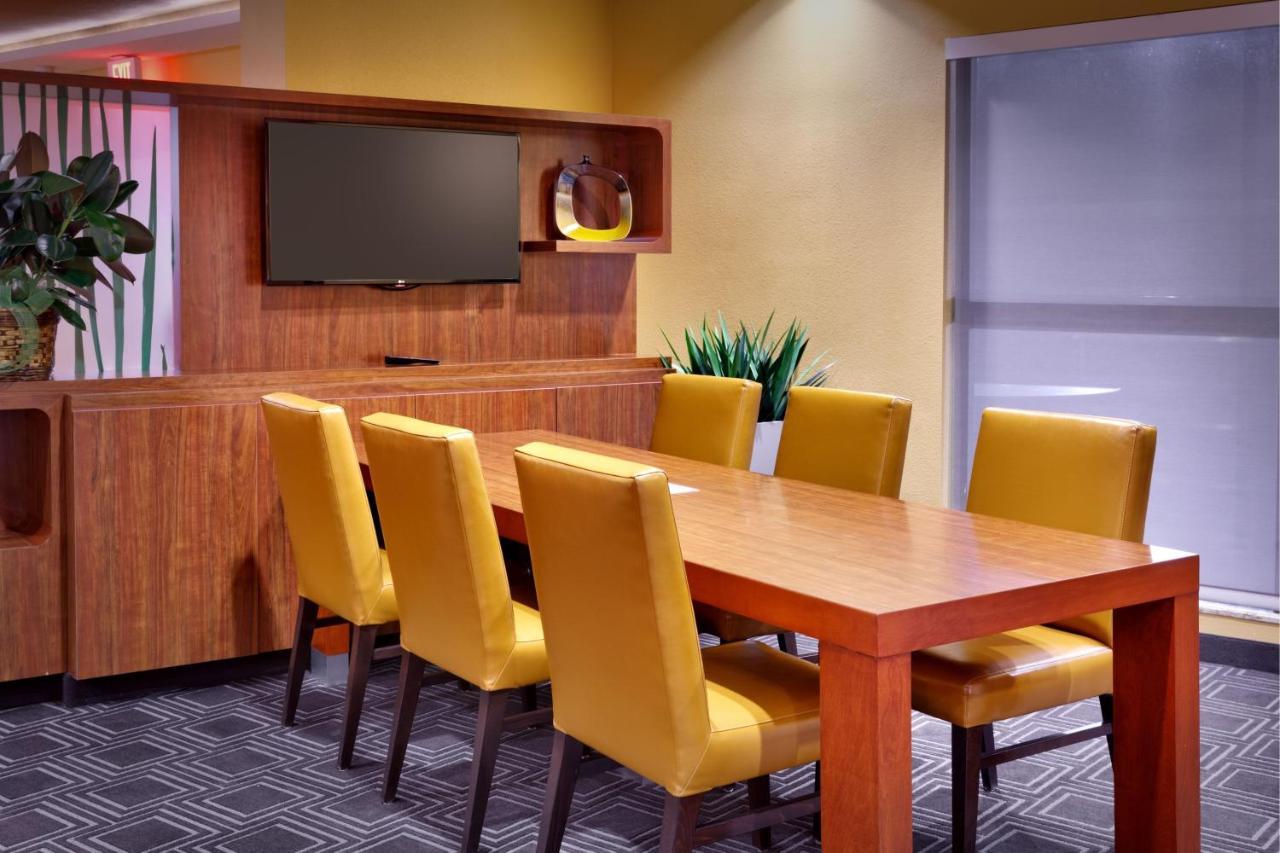 Towneplace Suites By Marriott Dickinson Dış mekan fotoğraf
